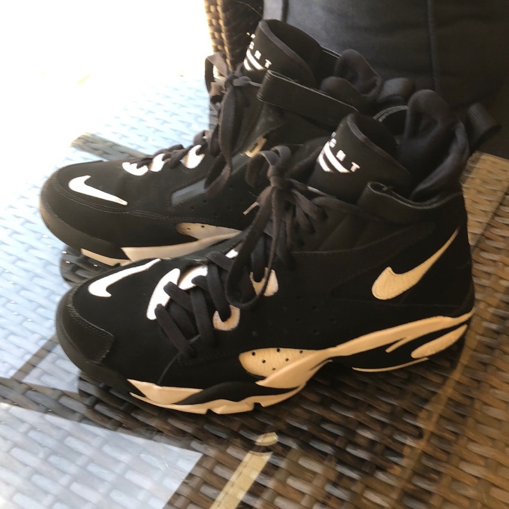 Nike Air Flight
